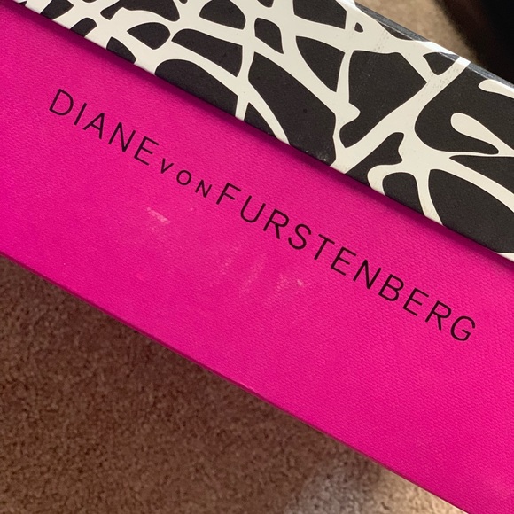 70s inspired DVF LUNA BRONZE HEELS - Picture 7 of 8